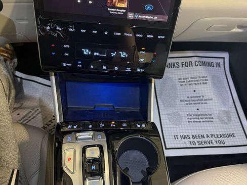 Certified 2023 Hyundai Tucson Limited AWD/4WD image 39