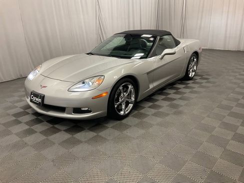 Used 2007 Chevrolet Corvette Convertible w/ Preferred Equipment Group RWD image 20