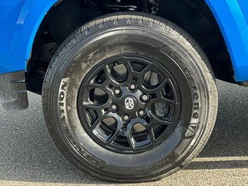 Certified 2021 Toyota Tacoma SR5 RWD image 28