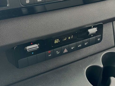 Used 2024 Mercedes-Benz Sprinter 3500 image 20