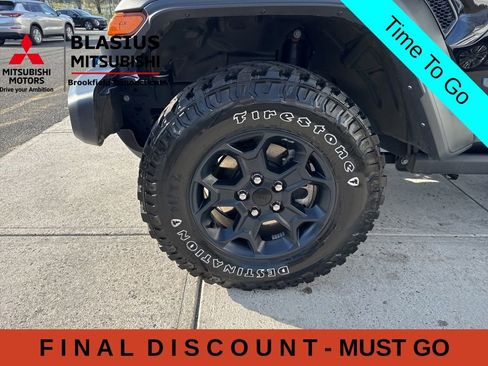Used 2023 Jeep Wrangler Unlimited w/ Cold Weather Group AWD/4WD image 21