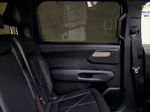 Used 2027 Kia Telluride EX w/ Towing Package FWD image 38