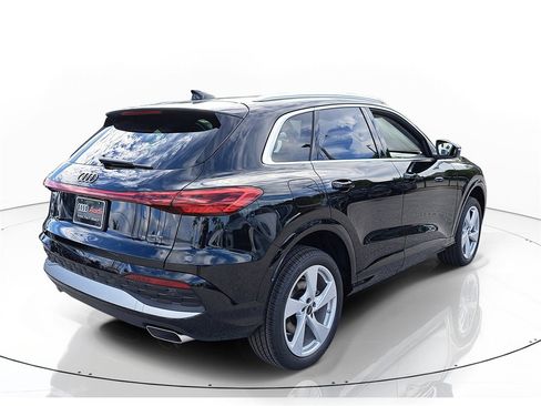 New 2025 Audi Q5 2.0T Premium Plus image 4