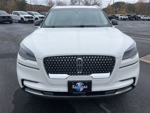 Used 2023 Lincoln Aviator Reserve w/ Equipment Group 201A image 12