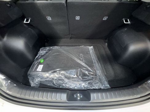 New 2026 Kia Niro LX image 26