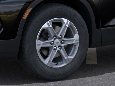 New 2026 Chevrolet Blazer LT w/ Convenience Package AWD/4WD image 9