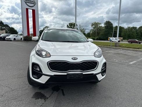 Used 2022 Kia Sportage LX AWD/4WD image 9