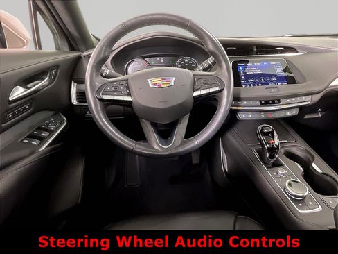 Used 2023 Cadillac XT4 Premium Luxury AWD/4WD image 8