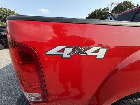 Used 2013 GMC Sierra 1500 SLE w/ Power Tech Package AWD/4WD image 19
