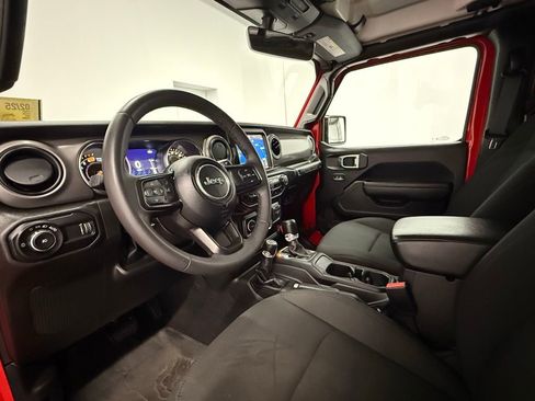 Used 2023 Jeep Wrangler Sport S image 18