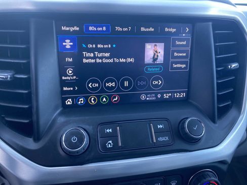 Used 2021 GMC Acadia SLT w/ Technology Package image 21