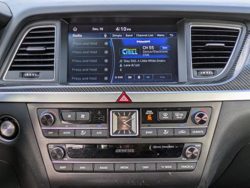 Used 2020 Genesis G80 3.3T Sport image 14