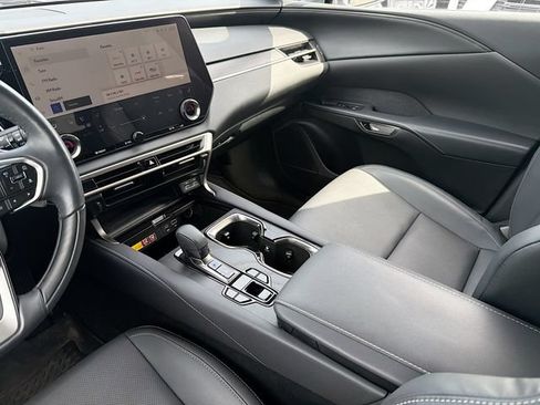 Certified 2024 Lexus RX 350 Premium w/ Cold Area Package AWD/4WD image 22