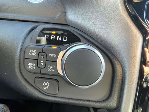 New 2026 RAM 1500 Big Horn AWD/4WD image 14