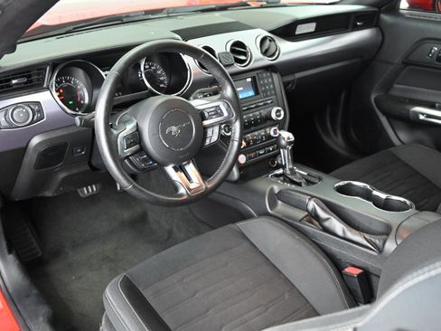 Used 2016 Ford Mustang GT RWD image 19