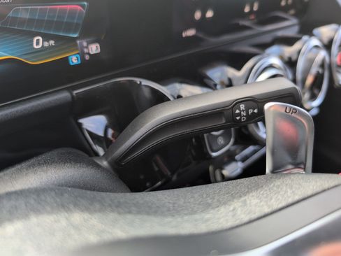 Used 2022 Mercedes-Benz GLA 35 AMG 4MATIC image 23