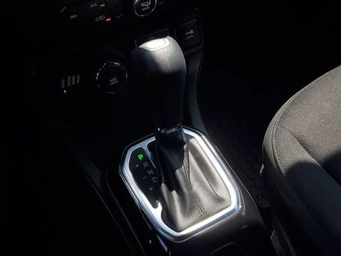 Certified 2022 Jeep Renegade Altitude AWD/4WD image 34