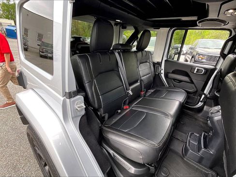 Used 2023 Jeep Wrangler Sahara w/ Cold Weather Group image 26