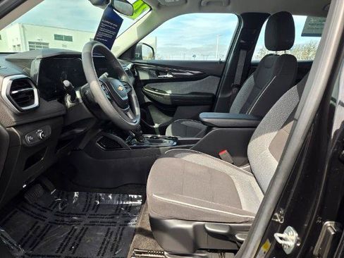 Used 2024 Chevrolet TrailBlazer LS w/ LS Confidence Package FWD image 20