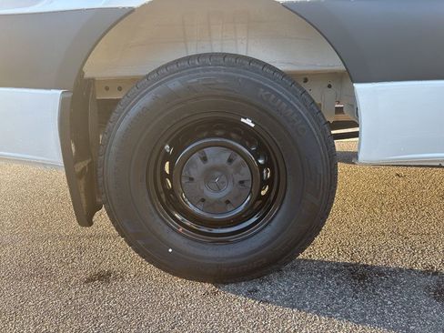 New 2026 Mercedes-Benz Sprinter 144 Cargo image 10