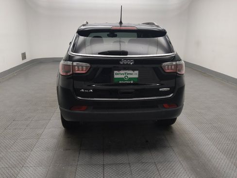 Used 2020 Jeep Compass Latitude AWD/4WD image 6