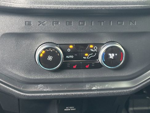 New 2025 Ford Expedition Max Platinum w/ Stealth Appearance Package image 22