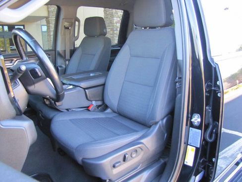 Used 2024 GMC Sierra 2500 SLE w/ SLE Convenience Package image 18