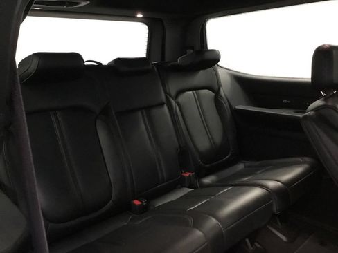 Used 2024 Jeep Wagoneer Series III w/ Flexible Seating Group AWD/4WD image 21