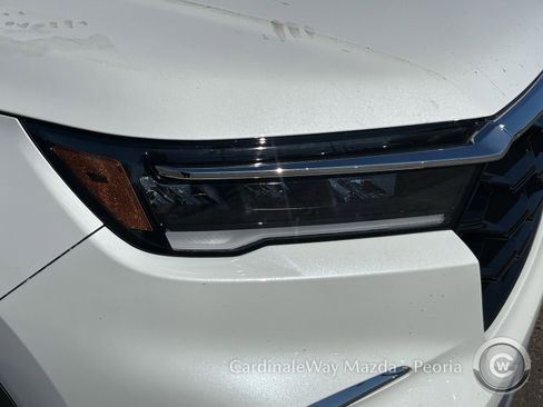 Used 2025 Honda Pilot Touring image 9