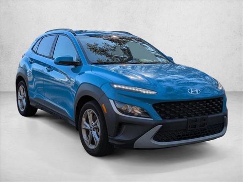 Certified 2023 Hyundai Kona SEL w/ Convenience Package image 3