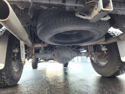 Used 2016 Ford F150 XLT w/ Trailer Tow Package image 23