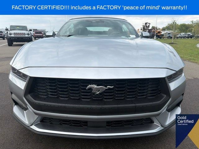 Used 2025 Ford Mustang Premium RWD image 9