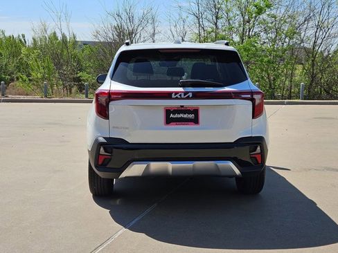 Used 2025 Kia Seltos S image 7