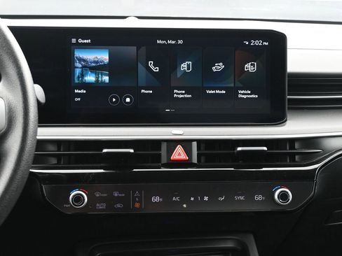 Used 2025 Kia K5 LXS image 33