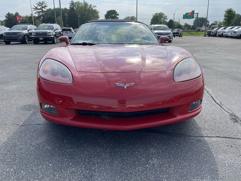 Used 2007 Chevrolet Corvette Convertible w/ Preferred Equipment Group image 3