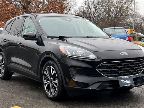 Used 2022 Ford Escape SE w/ SE Sport Appearance Package image 36