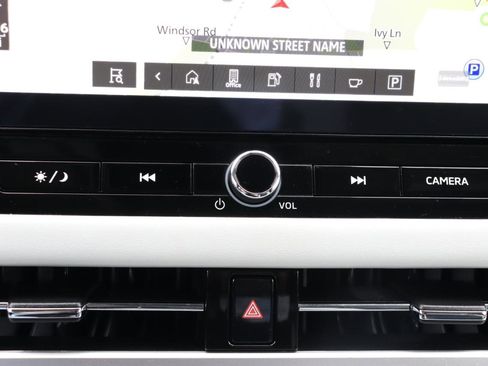 Used 2025 Mitsubishi Outlander SE AWD/4WD image 40