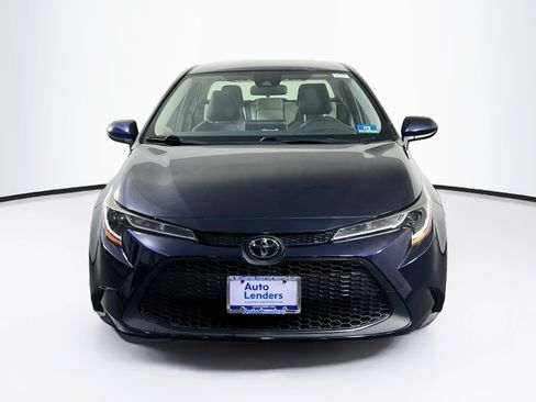 Used 2021 Toyota Corolla LE w/ Carpet Mat Package (TMS) FWD image 2
