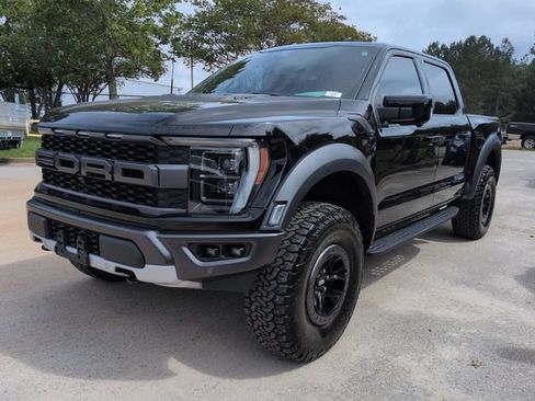Used 2022 Ford F150 Raptor w/ Equipment Group 801A High AWD/4WD image 8