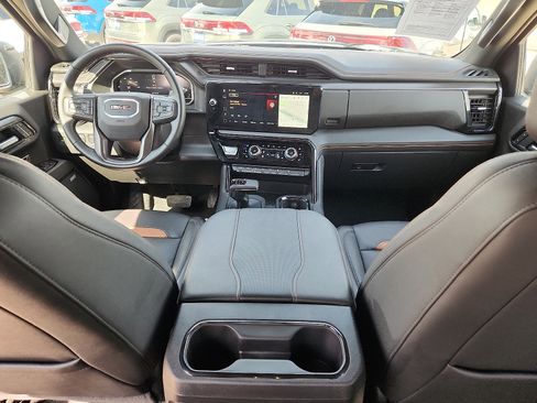 Used 2025 GMC Sierra 1500 AT4 image 11