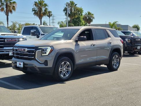 New 2026 GMC Terrain Elevation FWD image 2