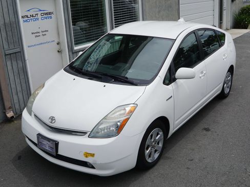Used 2006 Toyota Prius FWD image 3