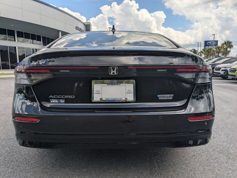 Used 2025 Honda Accord Touring image 5