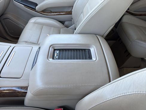 Used 2015 GMC Yukon Denali w/ Open Road Package AWD/4WD image 17