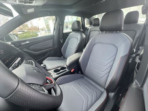New 2026 Volkswagen Jetta GLI Autobahn FWD image 11