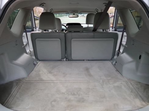 Used 2012 Toyota Prius V Five FWD image 12