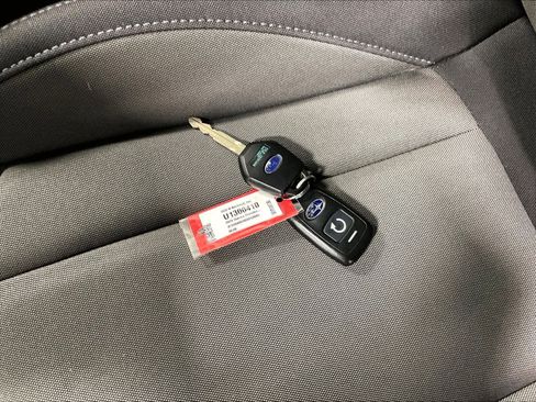 Used 2024 Subaru Crosstrek 2.0i AWD/4WD image 29
