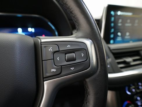 Used 2022 Chevrolet Suburban LT image 20