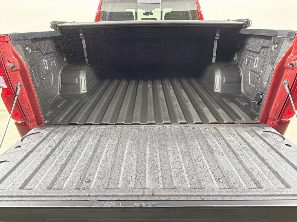 Used 2025 Chevrolet Silverado 1500 LT Trail Boss w/ Convenience Package II AWD/4WD image 23