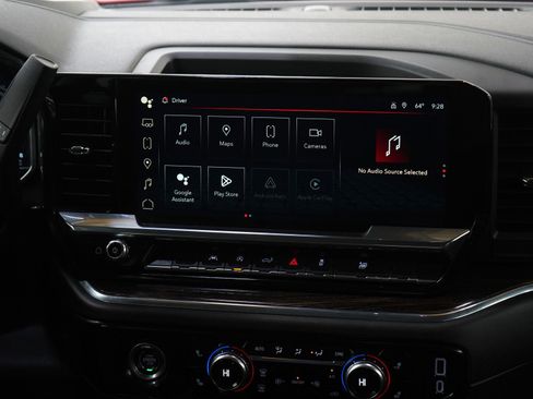 Used 2024 GMC Sierra 1500 SLE image 15